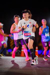 BIB: 45762
                            <button type="button" onclick="openModal(21523595)" class="btn btn-primary btn-sm float-right btn-popup" data-toggle="modal" data-target=".modal-high-quality">
                        <i class="fas fa-shopping-cart"></i> Add to Cart
                    </button>
                                            <button type="button" onclick="isThisMe(21523595, true)" class="btn btn-success btn-sm float-right btn-popup btn-isme hidden" data-toggle="tooltip" data-placement="bottom" title="นี่คือรูปของคุณใช่ไหม คลิกที่นี่เพื่อเอาเข้าอัลบั้ม">
                        <i class="fas fa-plus"></i> Add to album
                    </button>
                    <button type="button" onclick="isThisMe(21523595, false)" class="btn btn-warning btn-sm float-right btn-popup btn-isnotme hidden">
                        <i class="fas fa-ban"></i> Remove from album
                    </button>